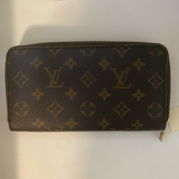 Louis Vuitton Wallet